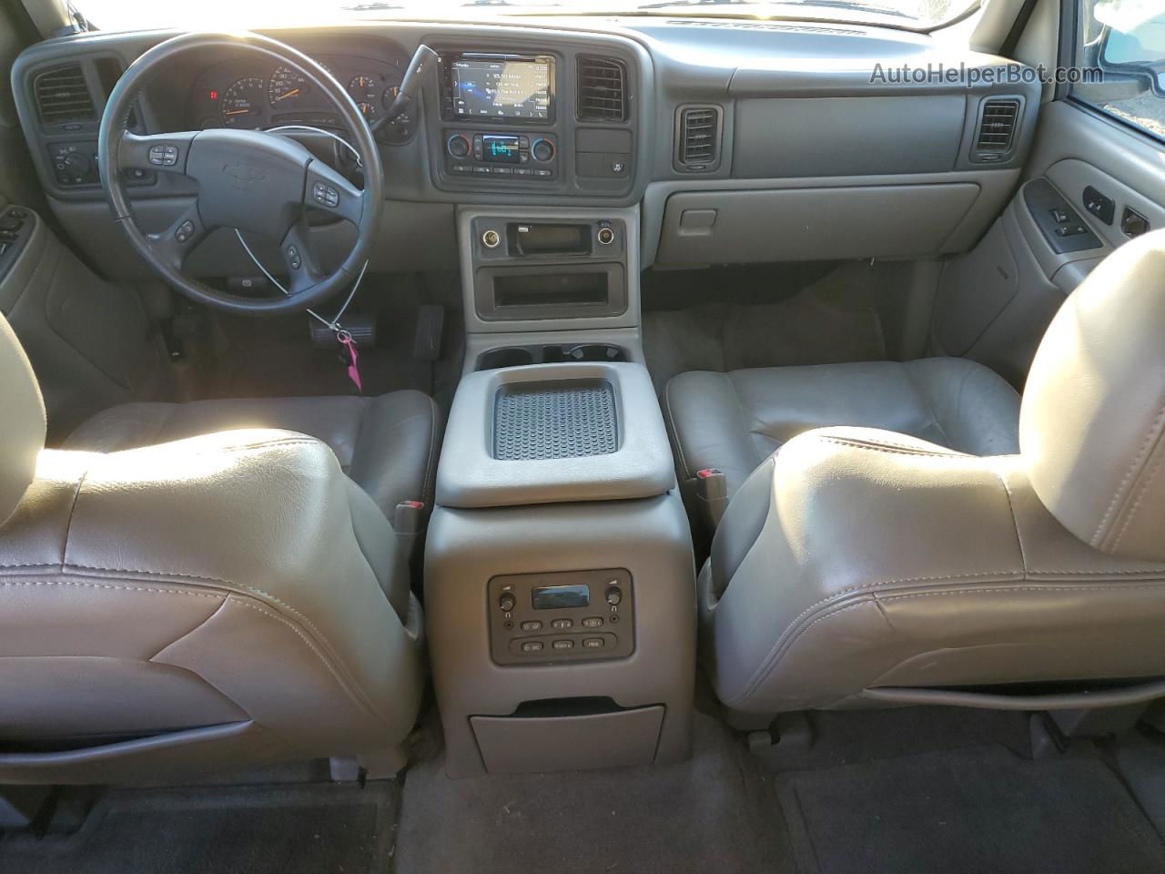 2005 Chevrolet Suburban C1500 Tan vin: 1GNEC16Z35J118660