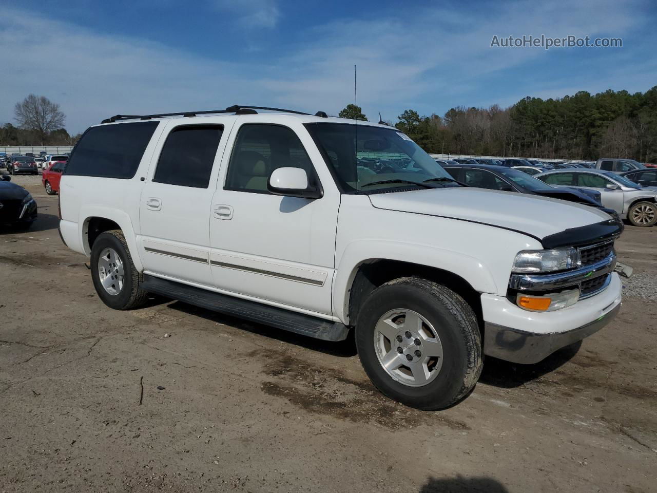 2005 Chevrolet Suburban C1500 White vin: 1GNEC16Z65J197399