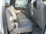 2005 Chevrolet Suburban C1500 White vin: 1GNEC16ZX5J103041