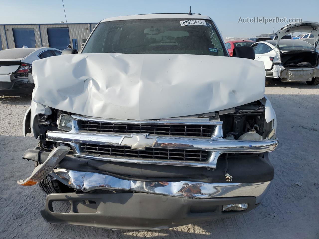 2005 Chevrolet Suburban C1500 White vin: 1GNEC16ZX5J103041