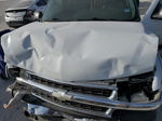 2005 Chevrolet Suburban C1500 White vin: 1GNEC16ZX5J103041