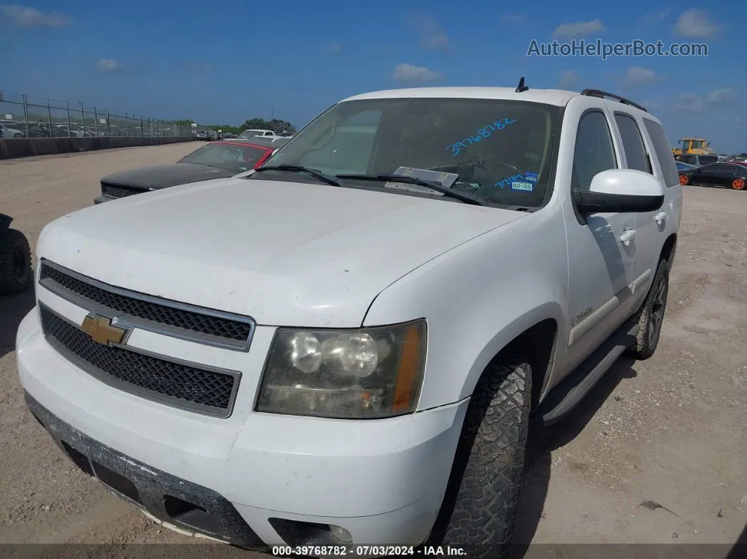 2007 Chevrolet Tahoe Lt White vin: 1GNEK13047R128594