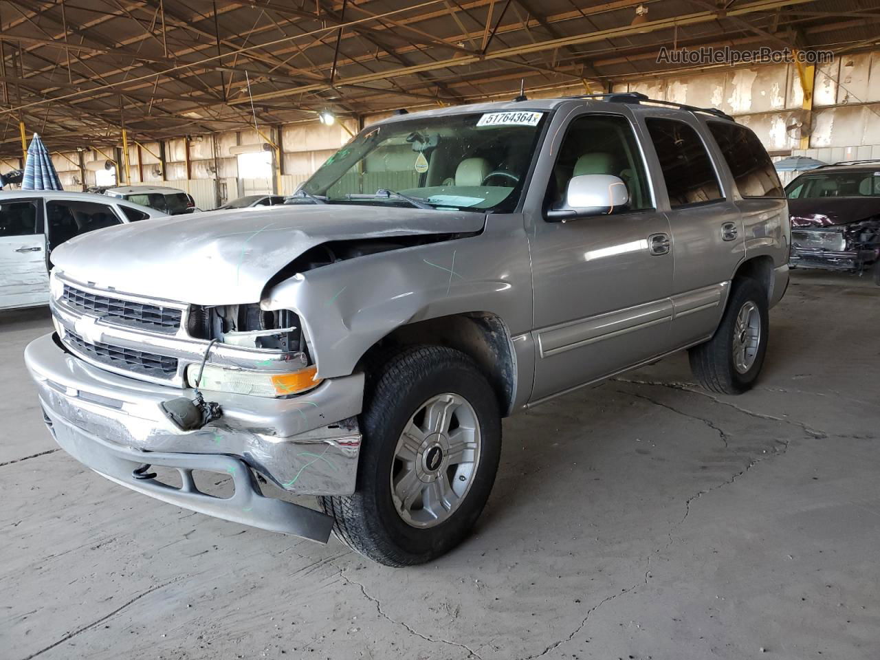 2004 Chevrolet Tahoe K1500 Silver vin: 1GNEK13T64J150584