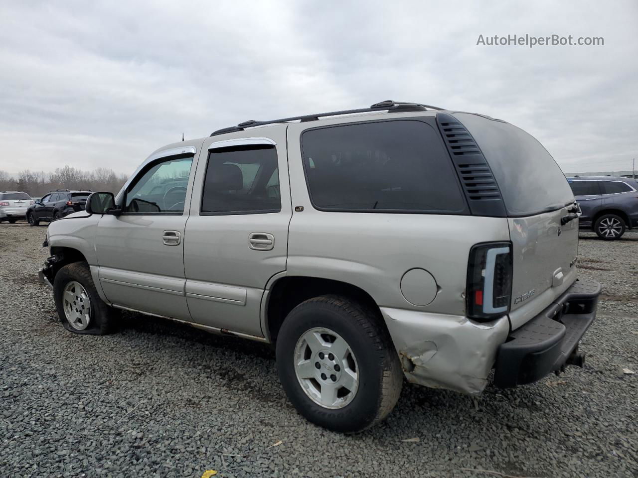 2004 Chevrolet Tahoe K1500 Gold vin: 1GNEK13T64R120440