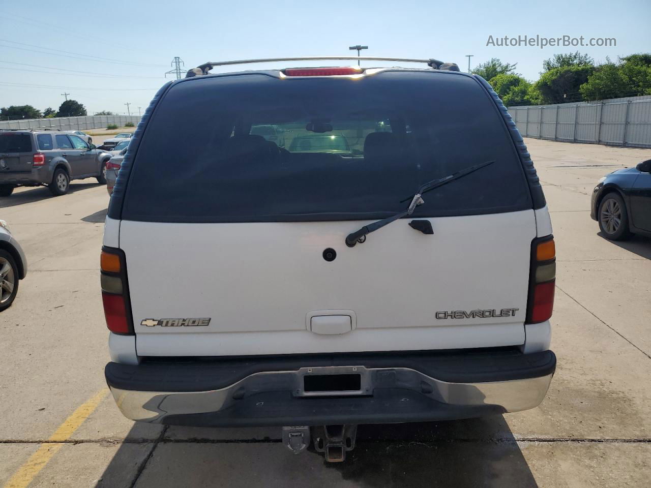 2004 Chevrolet Tahoe K1500 White vin: 1GNEK13T94J281153