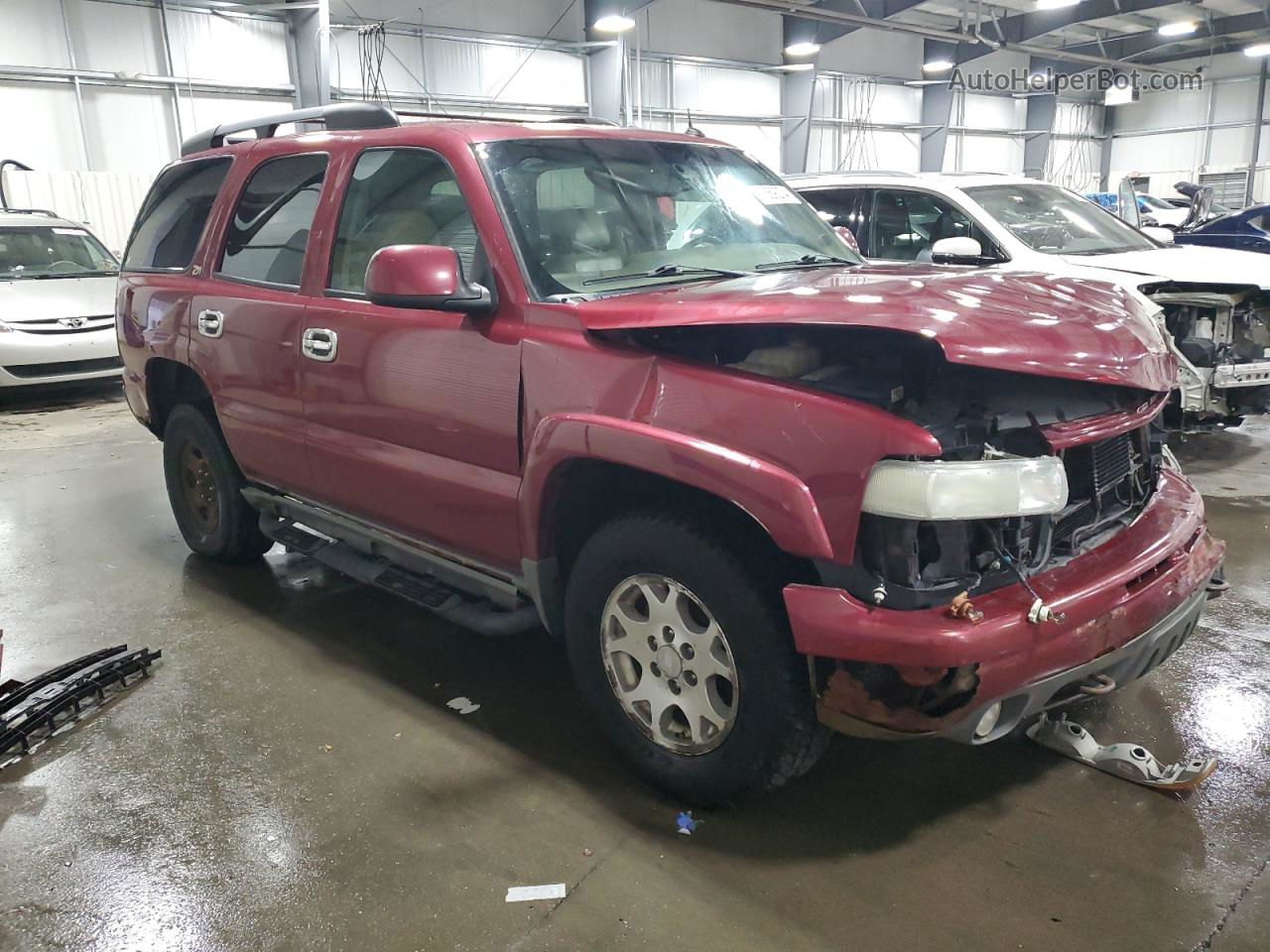 2004 Chevrolet Tahoe K1500 Burgundy vin: 1GNEK13TX4R191219