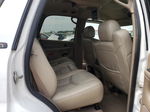 2004 Chevrolet Tahoe K1500 Белый vin: 1GNEK13Z44J313544