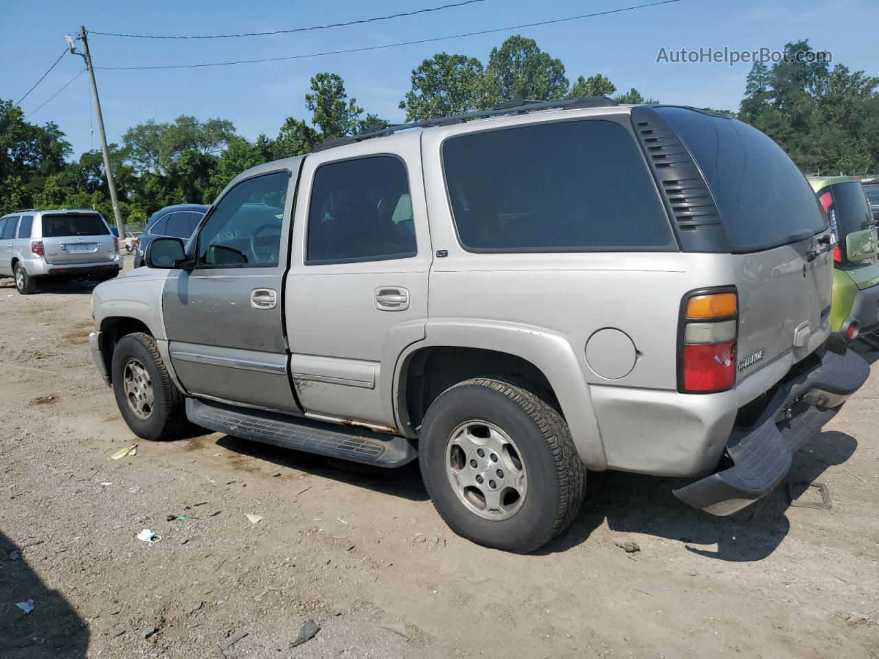 2004 Chevrolet Tahoe K1500 Beige vin: 1GNEK13Z74J176129