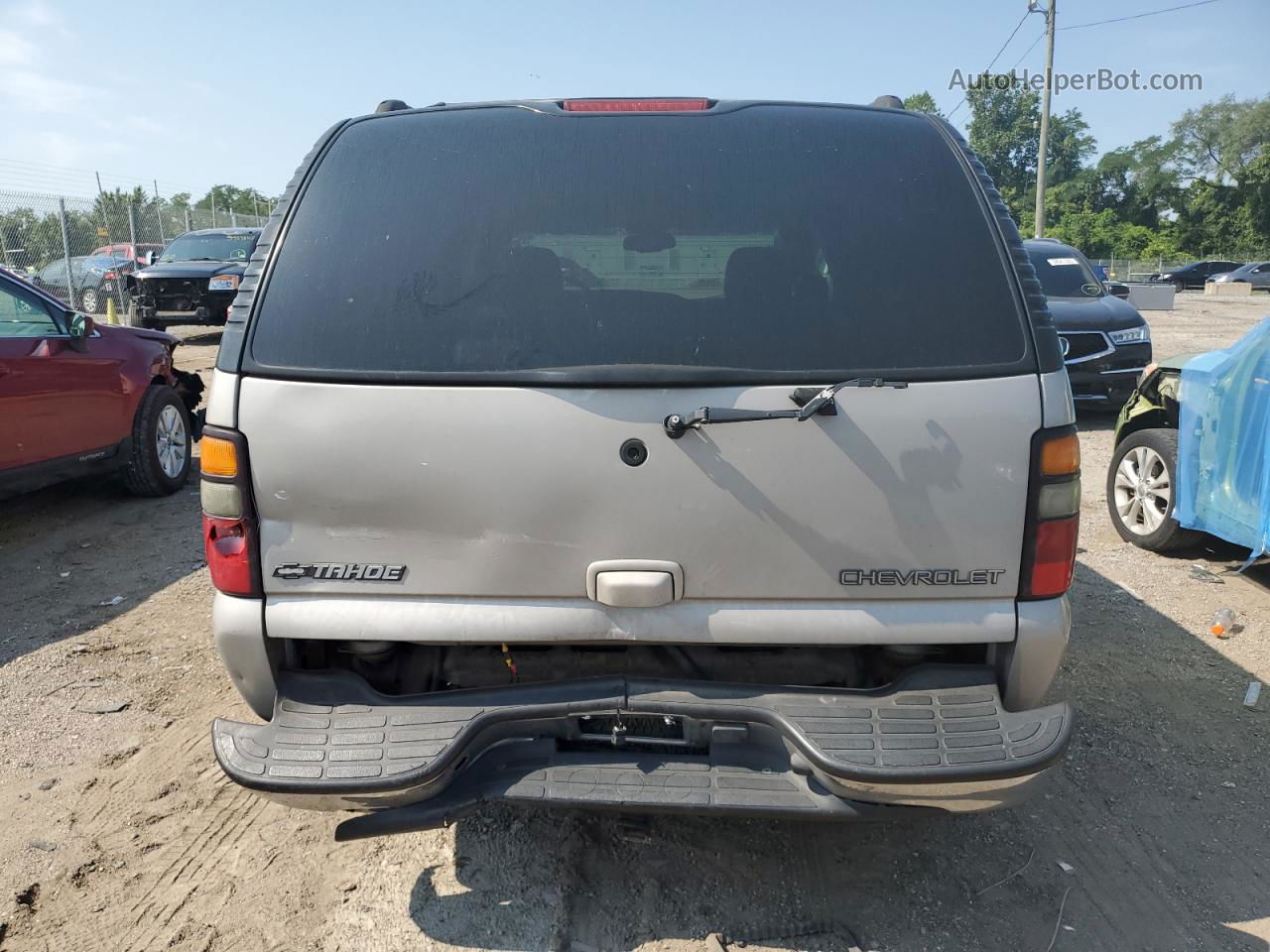 2004 Chevrolet Tahoe K1500 Beige vin: 1GNEK13Z74J176129