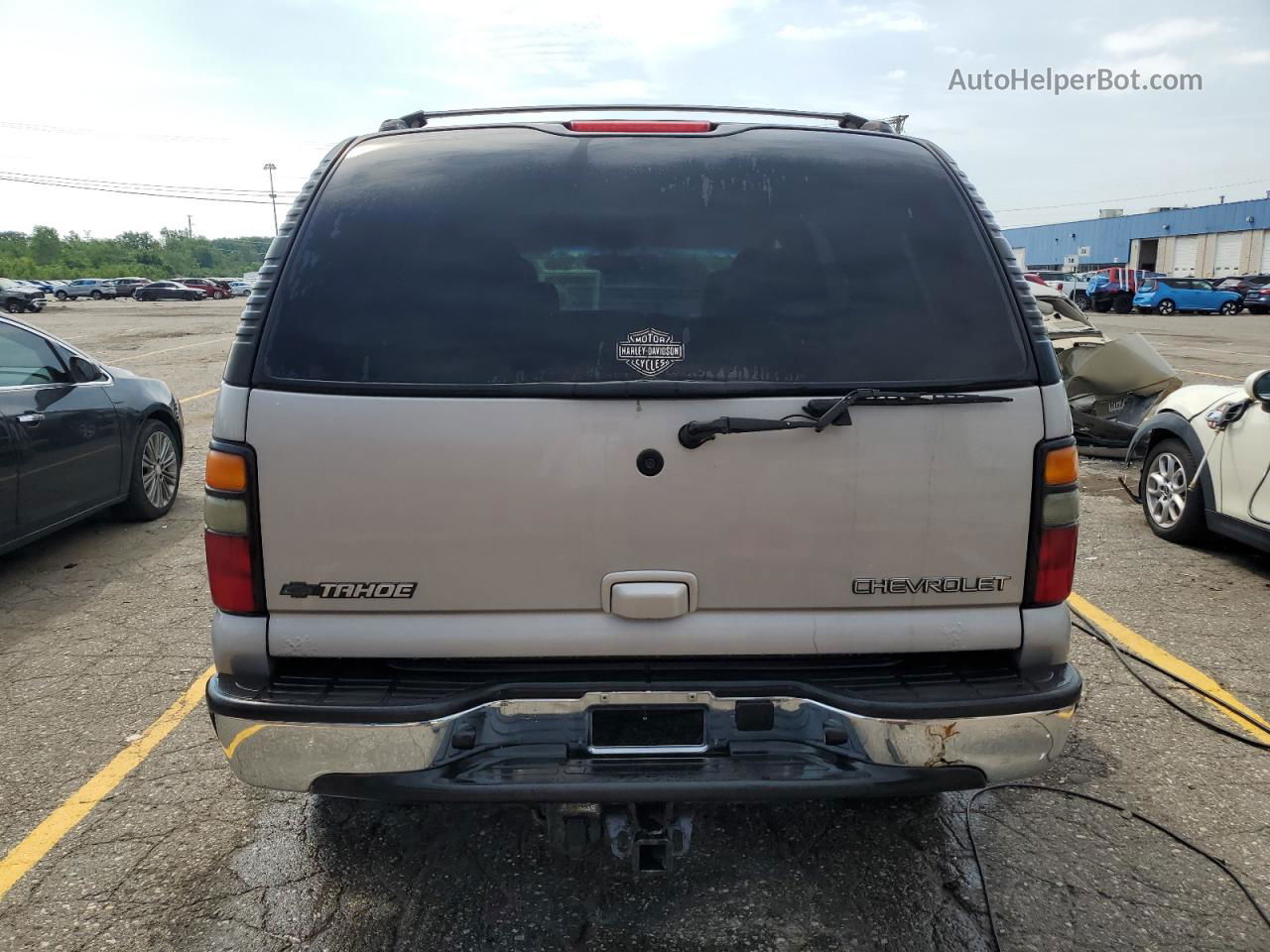 2004 Chevrolet Tahoe K1500 Silver vin: 1GNEK13Z84J245393