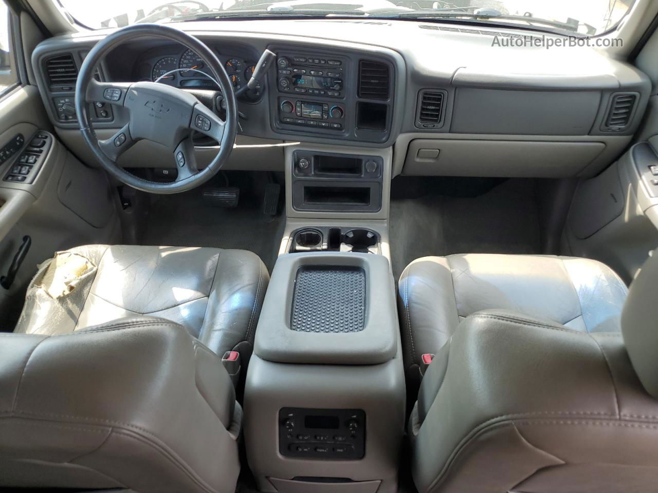 2004 Chevrolet Tahoe K1500 Silver vin: 1GNEK13Z84J245393