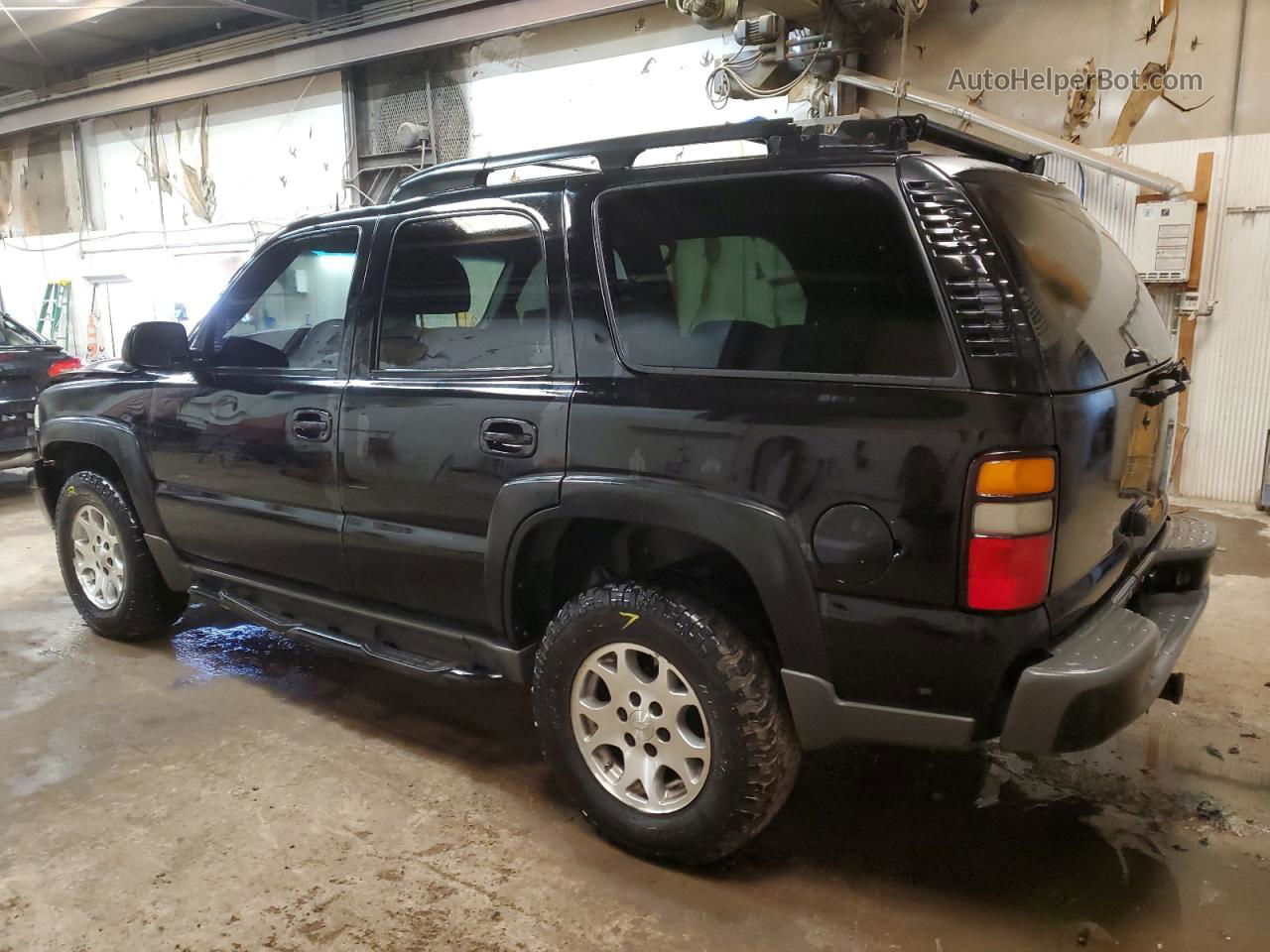 2004 Chevrolet Tahoe K1500 Black vin: 1GNEK13Z94R237014