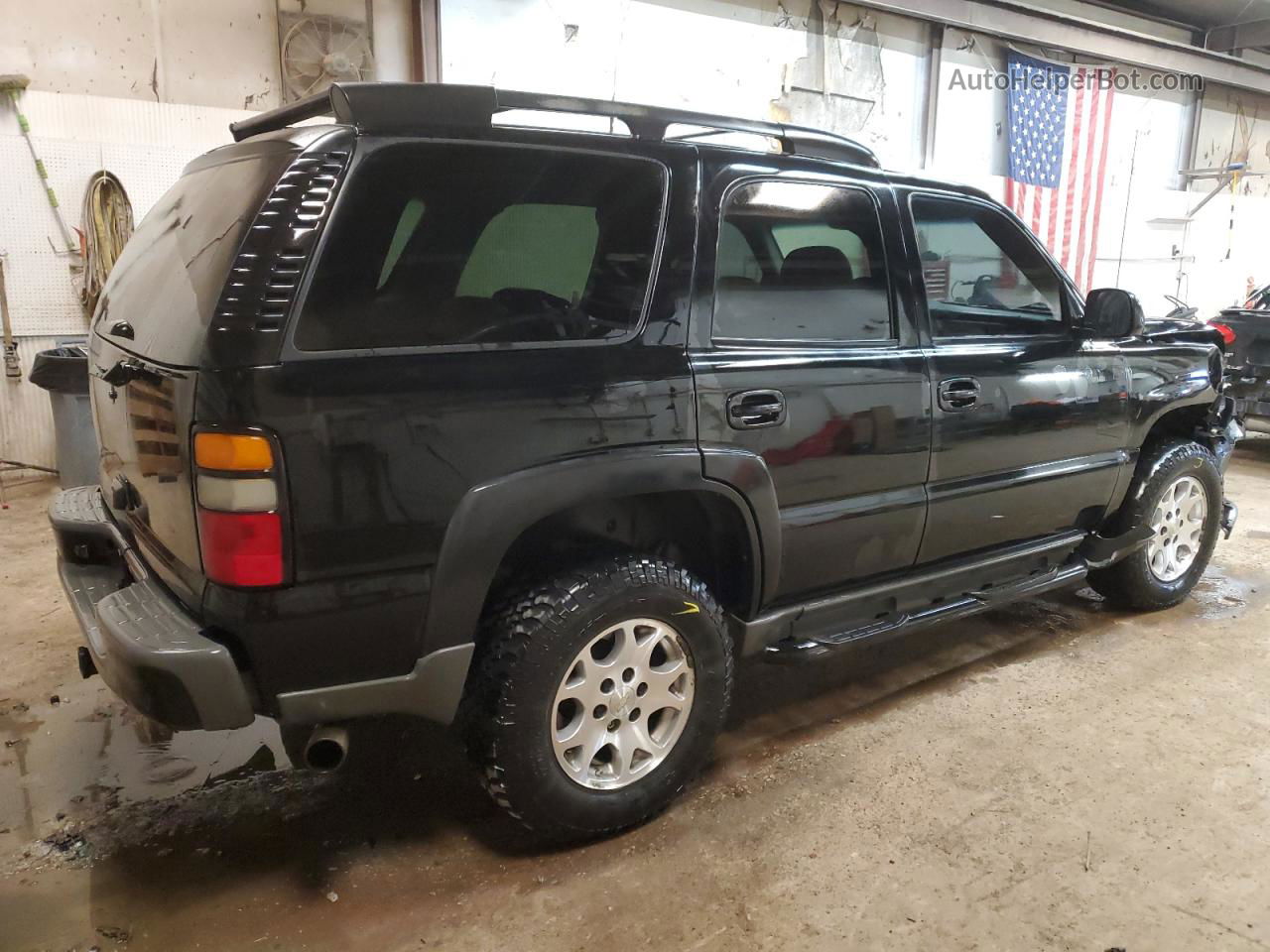 2004 Chevrolet Tahoe K1500 Black vin: 1GNEK13Z94R237014