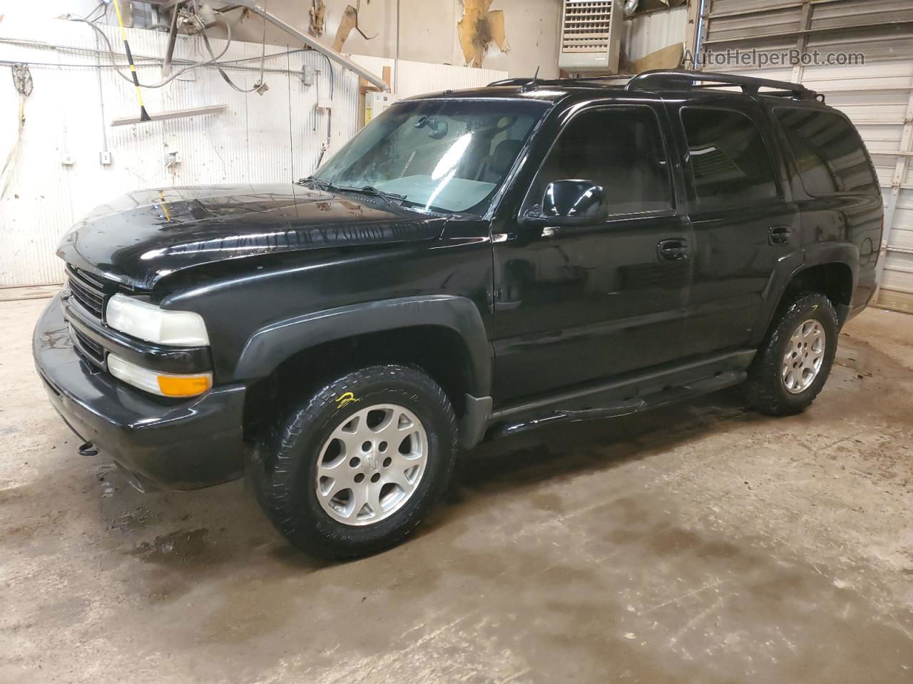 2004 Chevrolet Tahoe K1500 Black vin: 1GNEK13Z94R237014