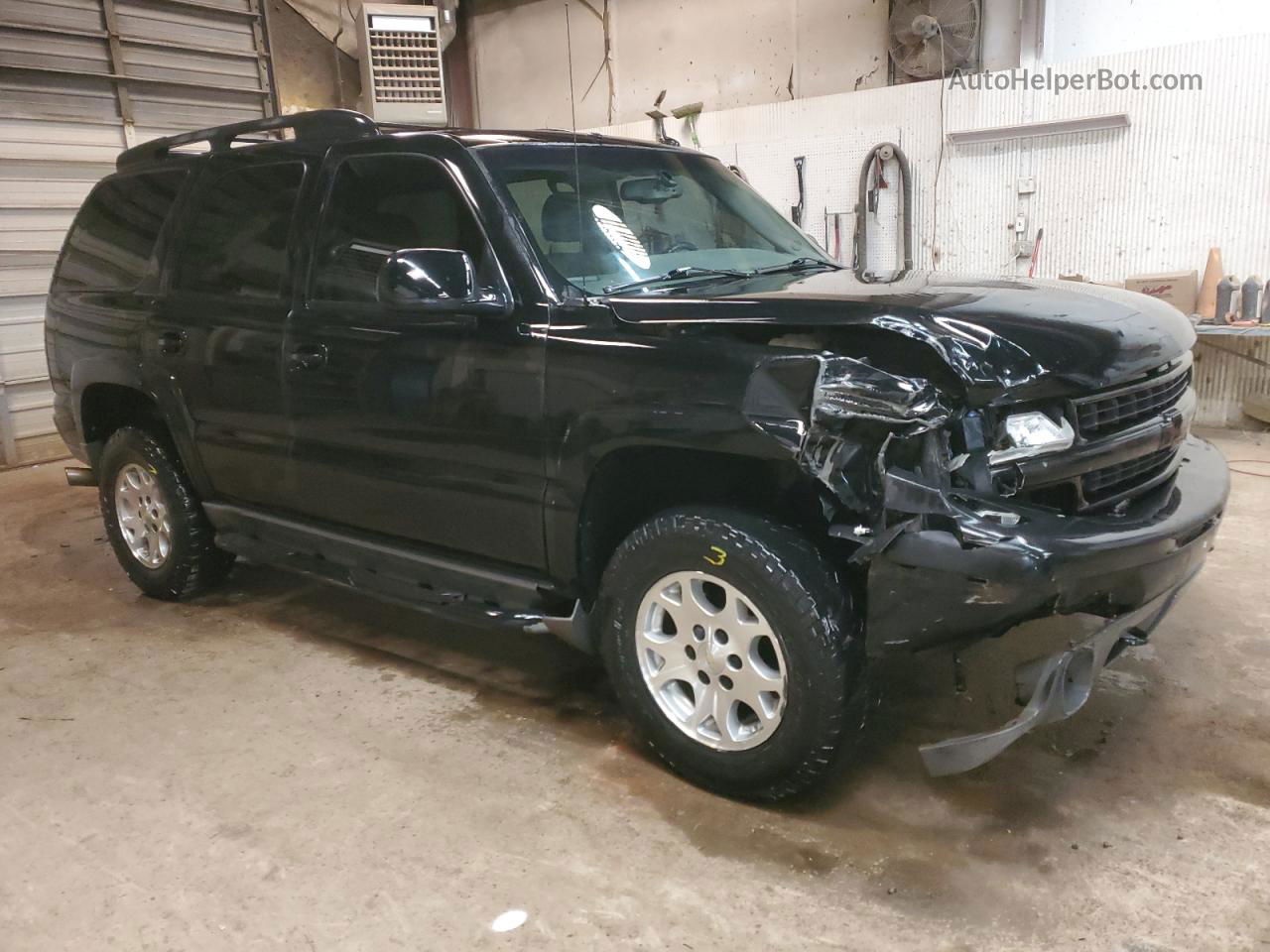 2004 Chevrolet Tahoe K1500 Black vin: 1GNEK13Z94R237014