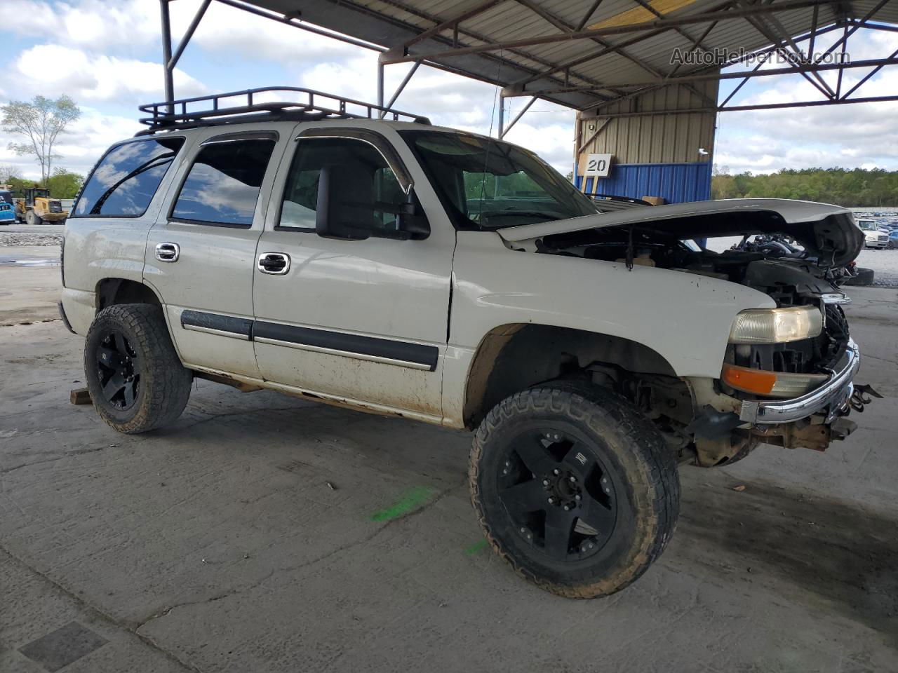 2004 Chevrolet Tahoe K1500 White vin: 1GNEK13ZX4J185567