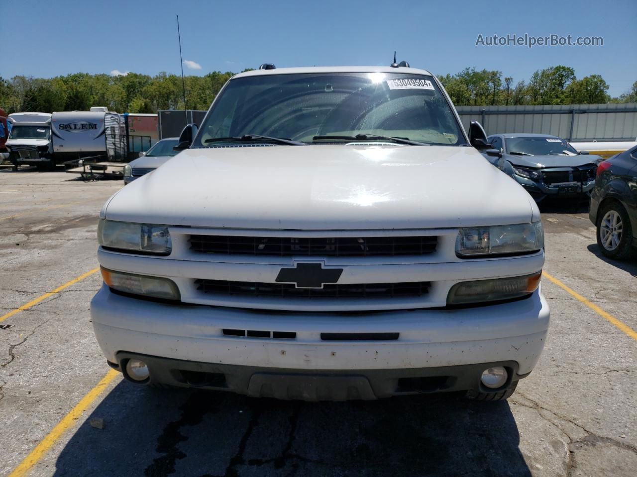 2004 Chevrolet Tahoe K1500 White vin: 1GNEK13ZX4R154708