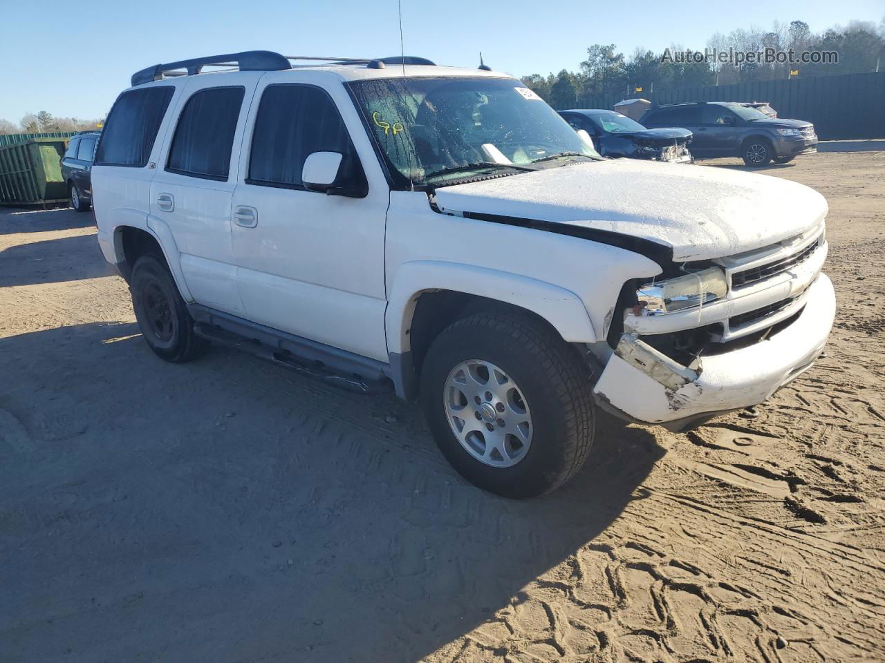 2004 Chevrolet Tahoe K1500 White vin: 1GNEK13ZX4R288683