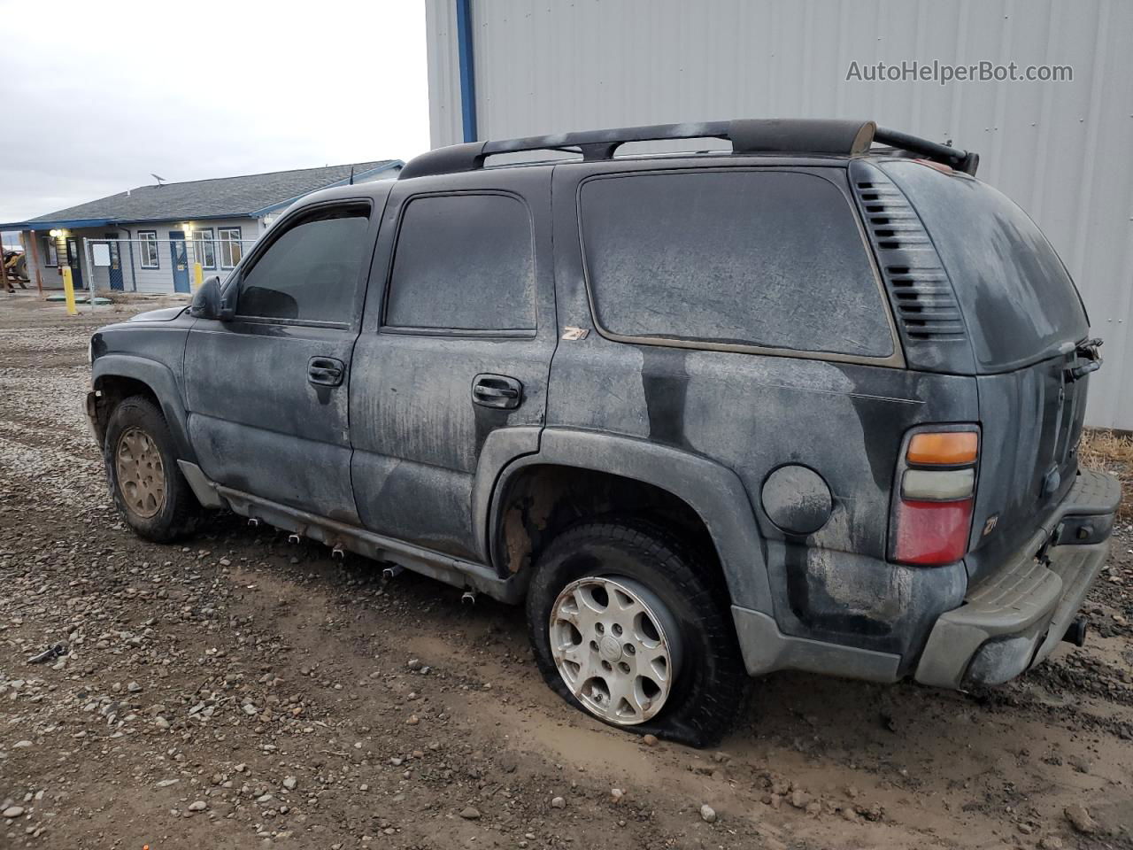 2004 Chevrolet Tahoe K1500 Black vin: 1GNEK13ZX4R322315