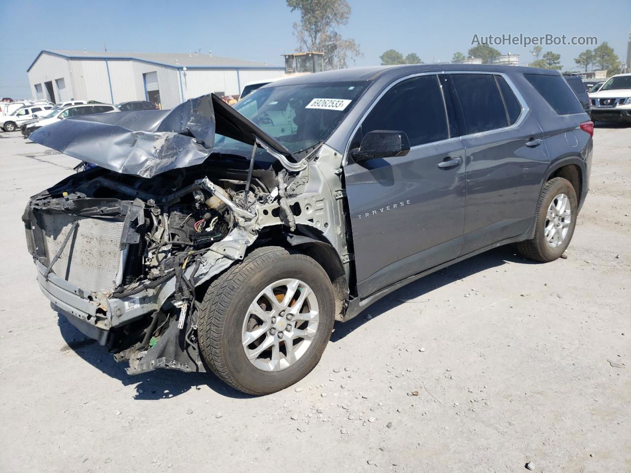 2020 Chevrolet Traverse Ls Gray vin: 1GNERFKW0LJ145352