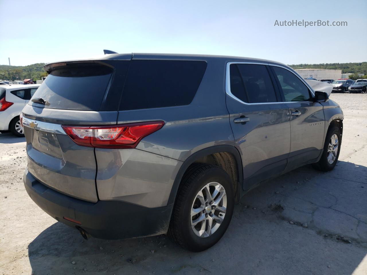 2020 Chevrolet Traverse Ls Gray vin: 1GNERFKW0LJ145352