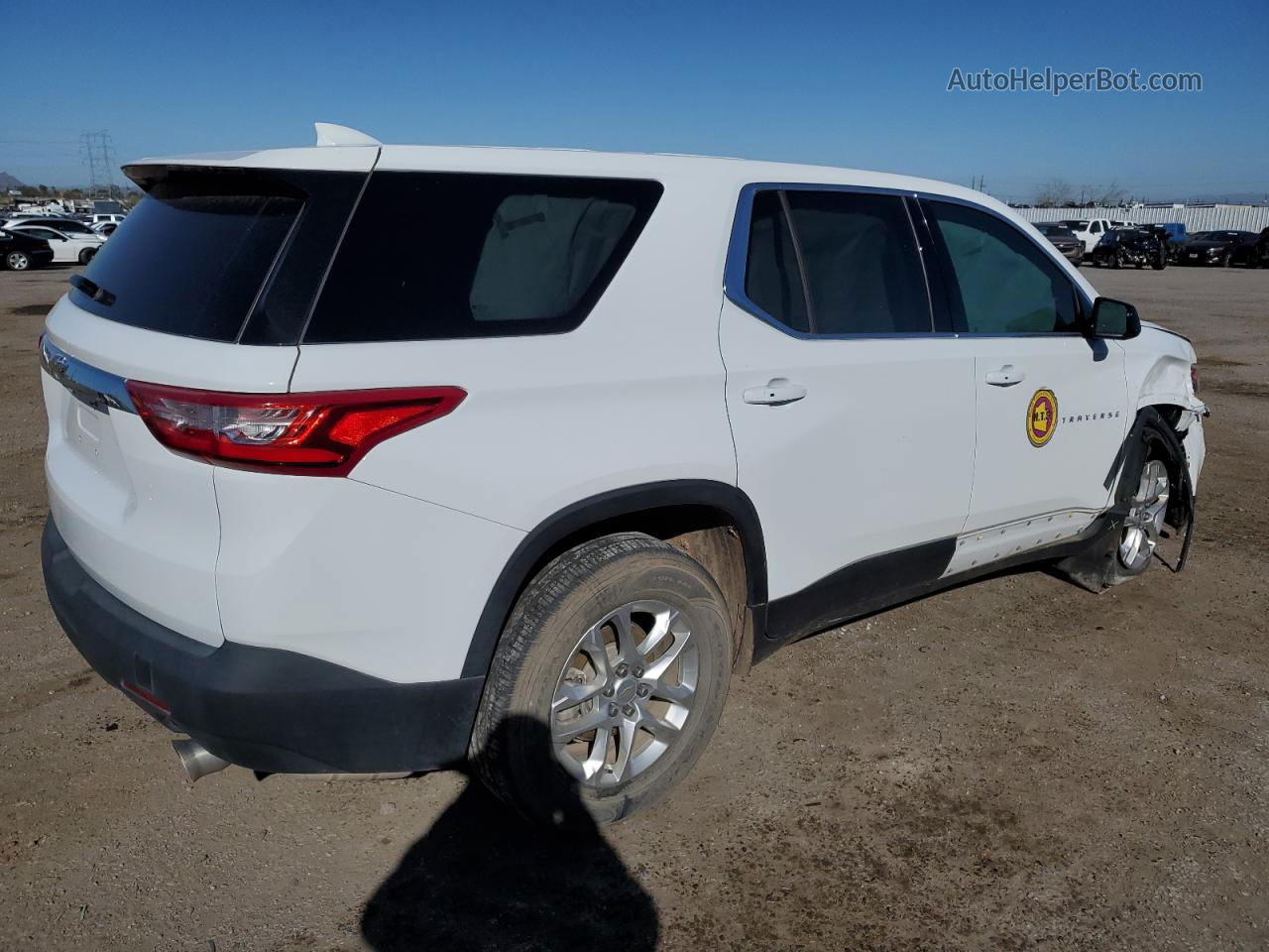 2020 Chevrolet Traverse Ls White vin: 1GNERFKW0LJ204416