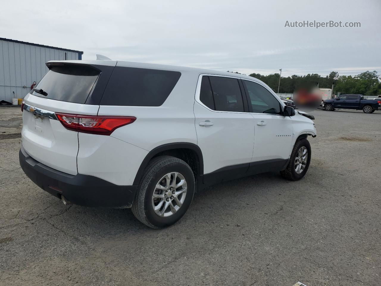 2020 Chevrolet Traverse Ls White vin: 1GNERFKW1LJ280632