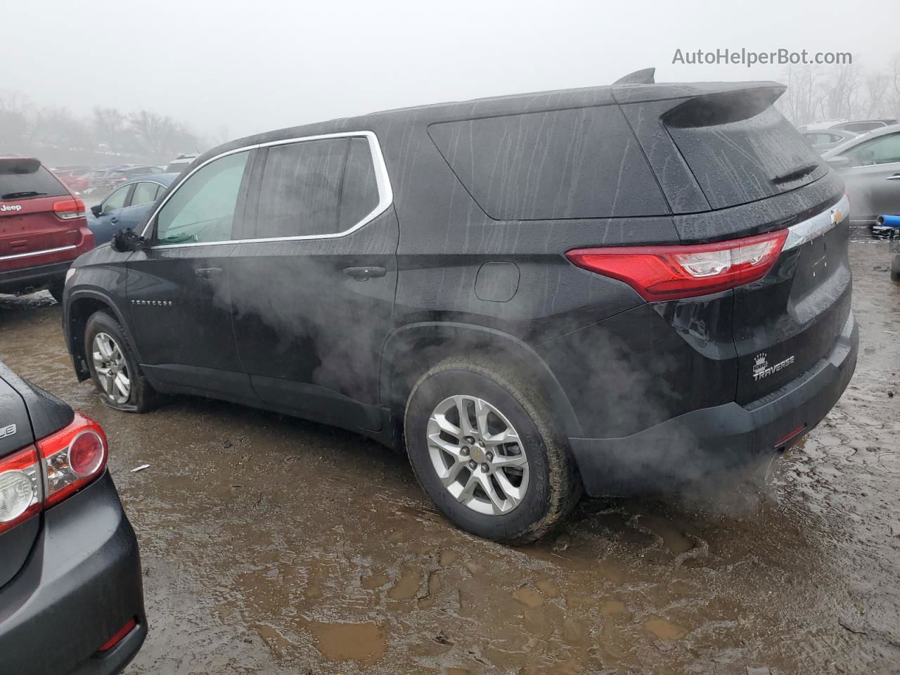 2020 Chevrolet Traverse Ls Черный vin: 1GNERFKW3LJ112541