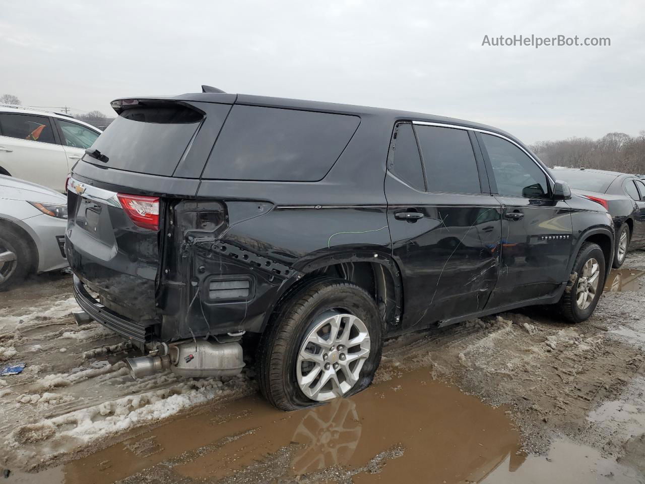 2020 Chevrolet Traverse Ls Черный vin: 1GNERFKW5LJ114212