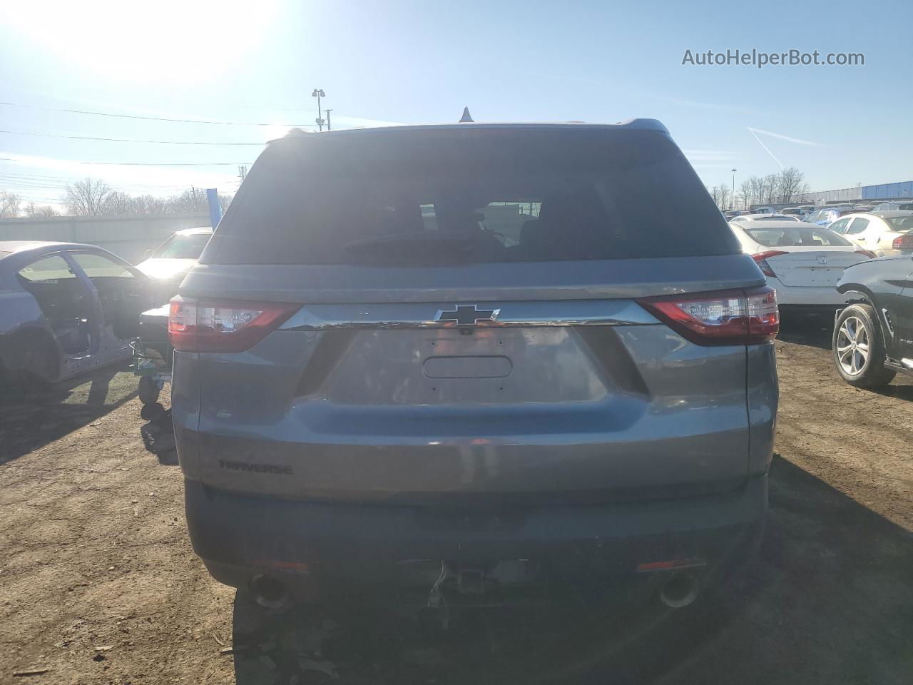 2020 Chevrolet Traverse Ls Серый vin: 1GNERFKW6LJ234908