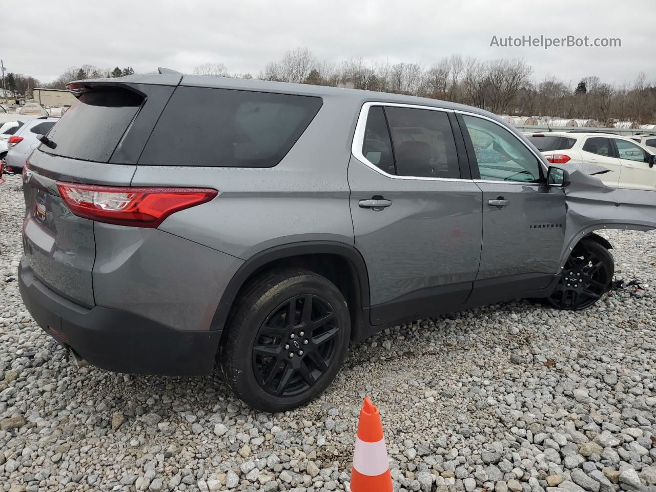 2020 Chevrolet Traverse Ls Gray vin: 1GNERFKW6LJ311924