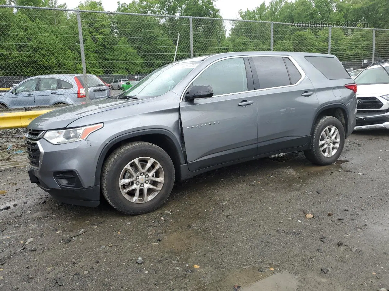 2020 Chevrolet Traverse Ls Gray vin: 1GNERFKW7LJ153450