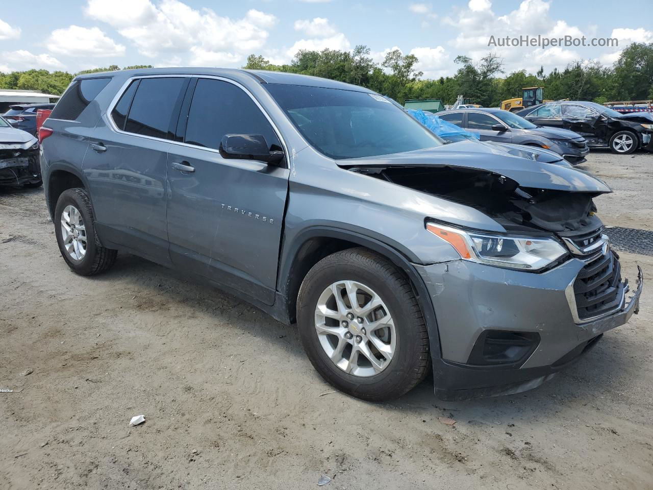 2020 Chevrolet Traverse Ls Gray vin: 1GNERFKW7LJ265553