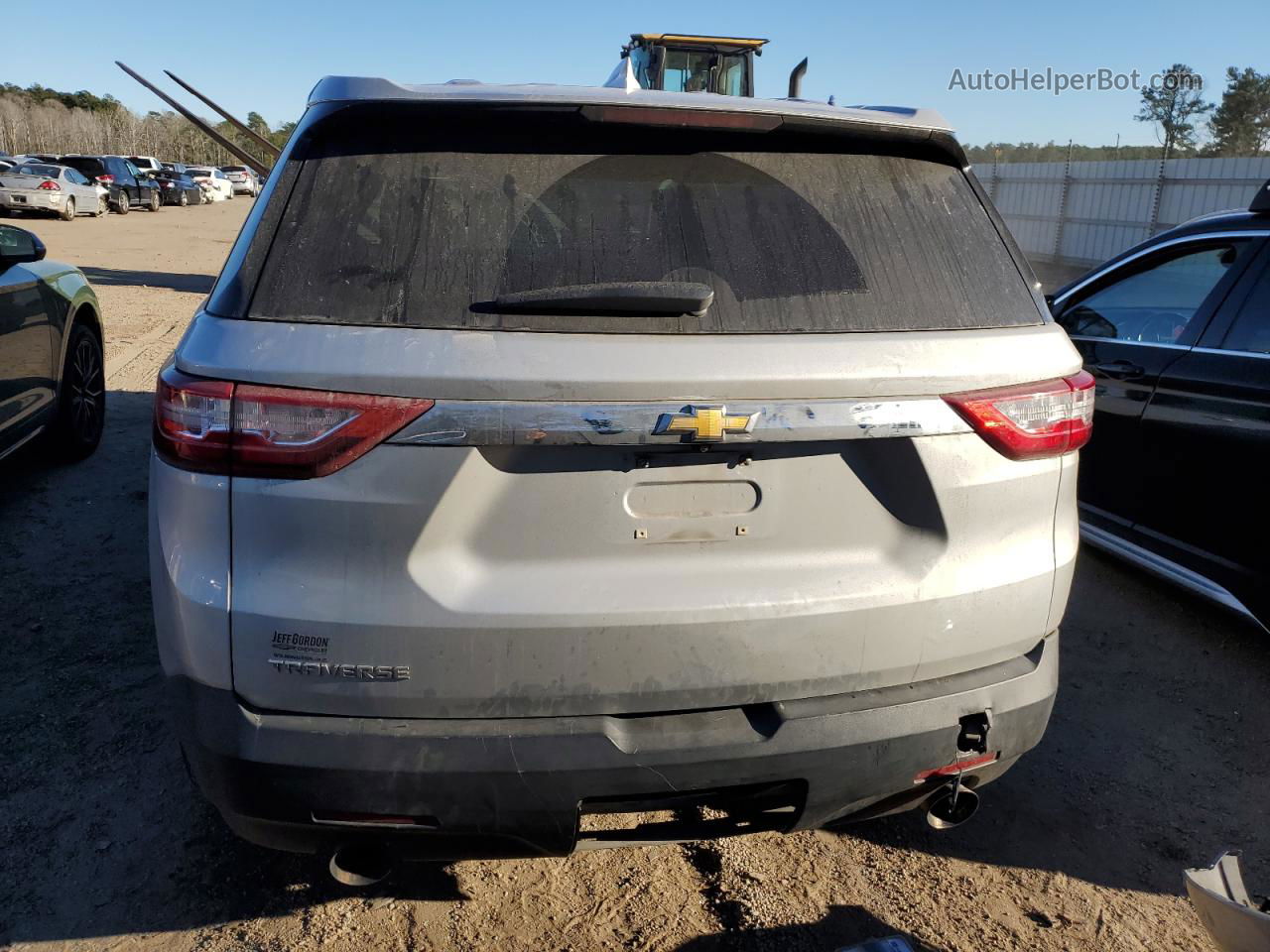 2020 Chevrolet Traverse Ls Silver vin: 1GNERFKW8LJ100353