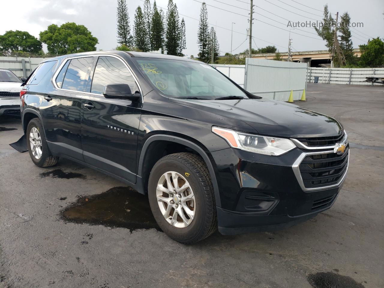 2020 Chevrolet Traverse Ls Черный vin: 1GNERFKW8LJ102877