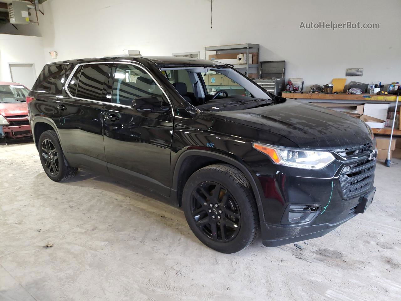 2020 Chevrolet Traverse Ls Черный vin: 1GNERFKW8LJ104354