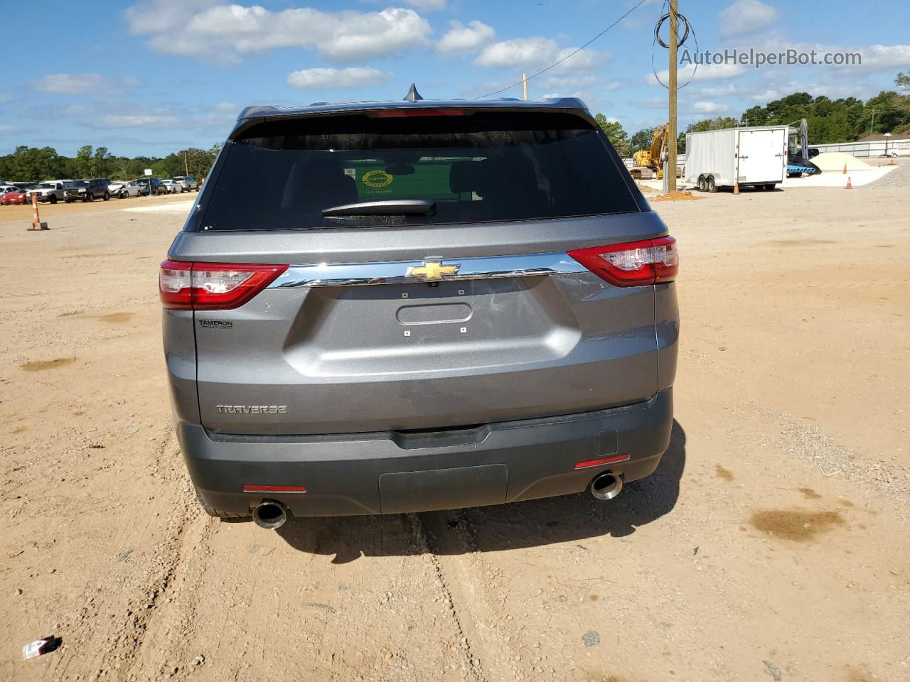 2020 Chevrolet Traverse Ls Gray vin: 1GNERFKW8LJ299534