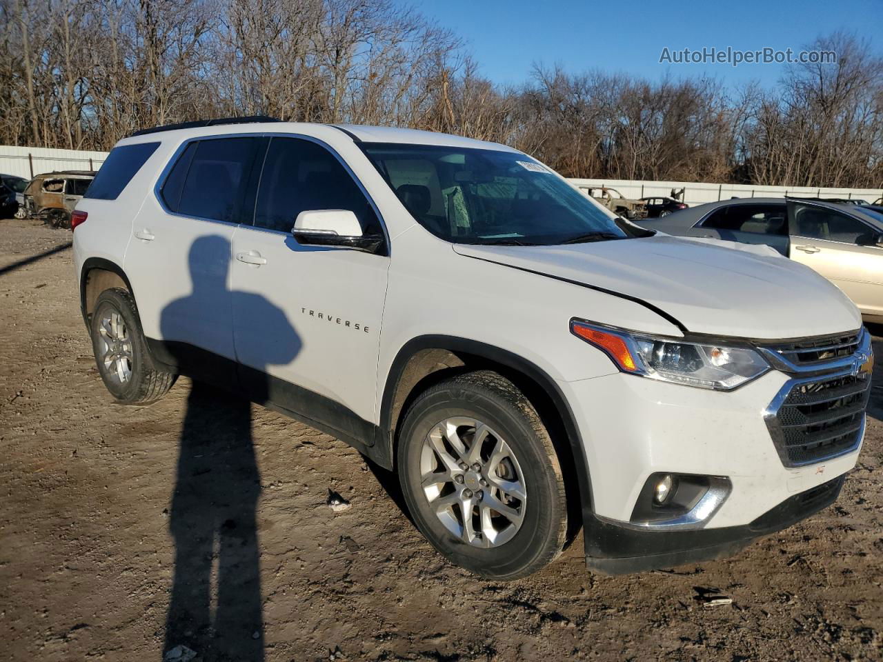 2020 Chevrolet Traverse Lt Белый vin: 1GNERGKW0LJ230942