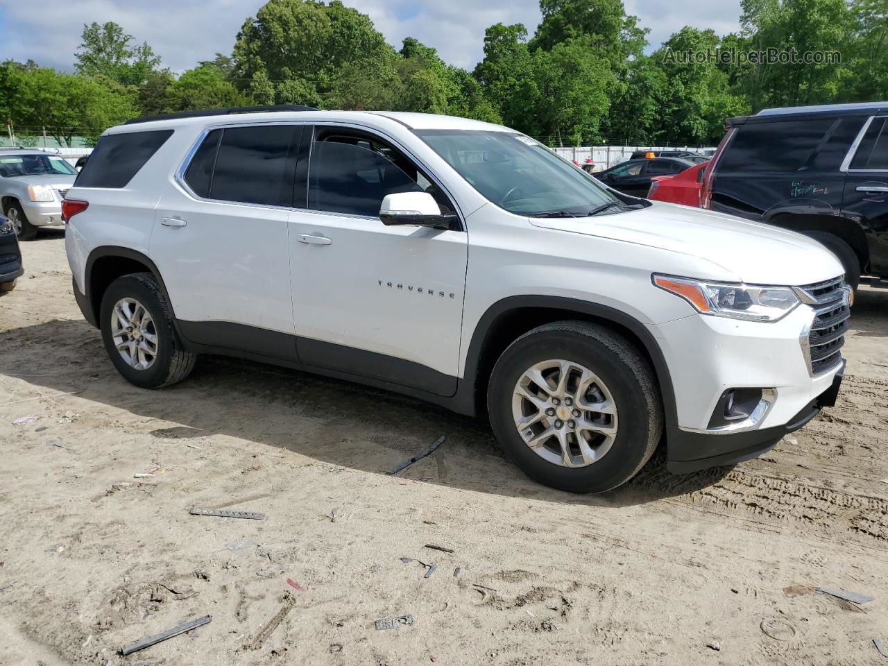 2020 Chevrolet Traverse Lt Белый vin: 1GNERGKW7LJ296730