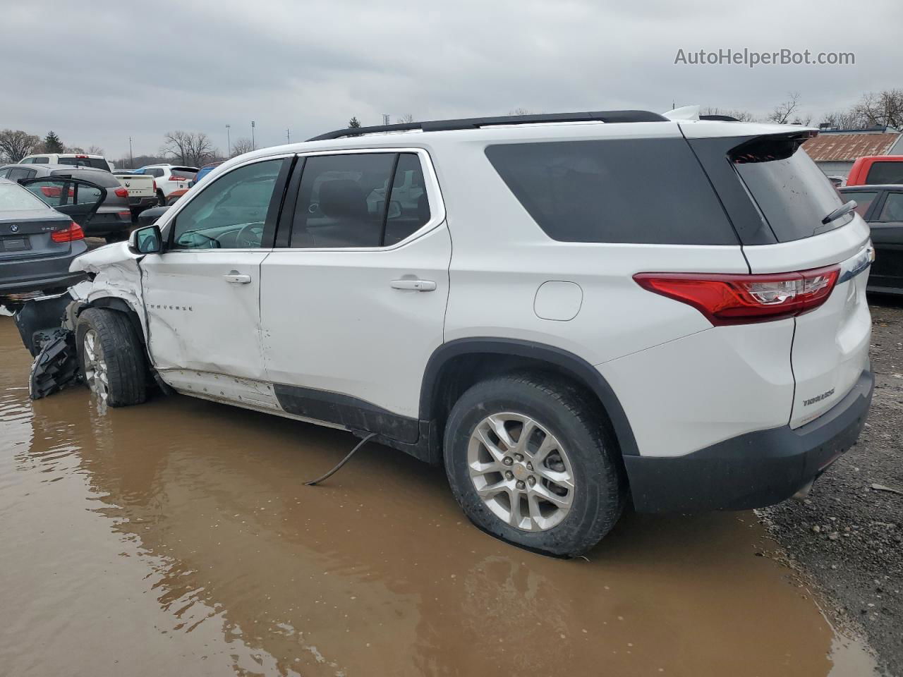 2020 Chevrolet Traverse Lt White vin: 1GNERHKW6LJ215643