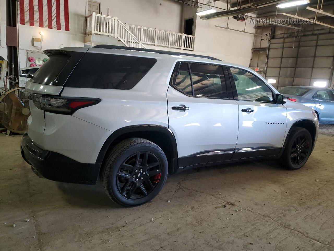 2020 Chevrolet Traverse Premier Silver vin: 1GNERKKW2LJ123667