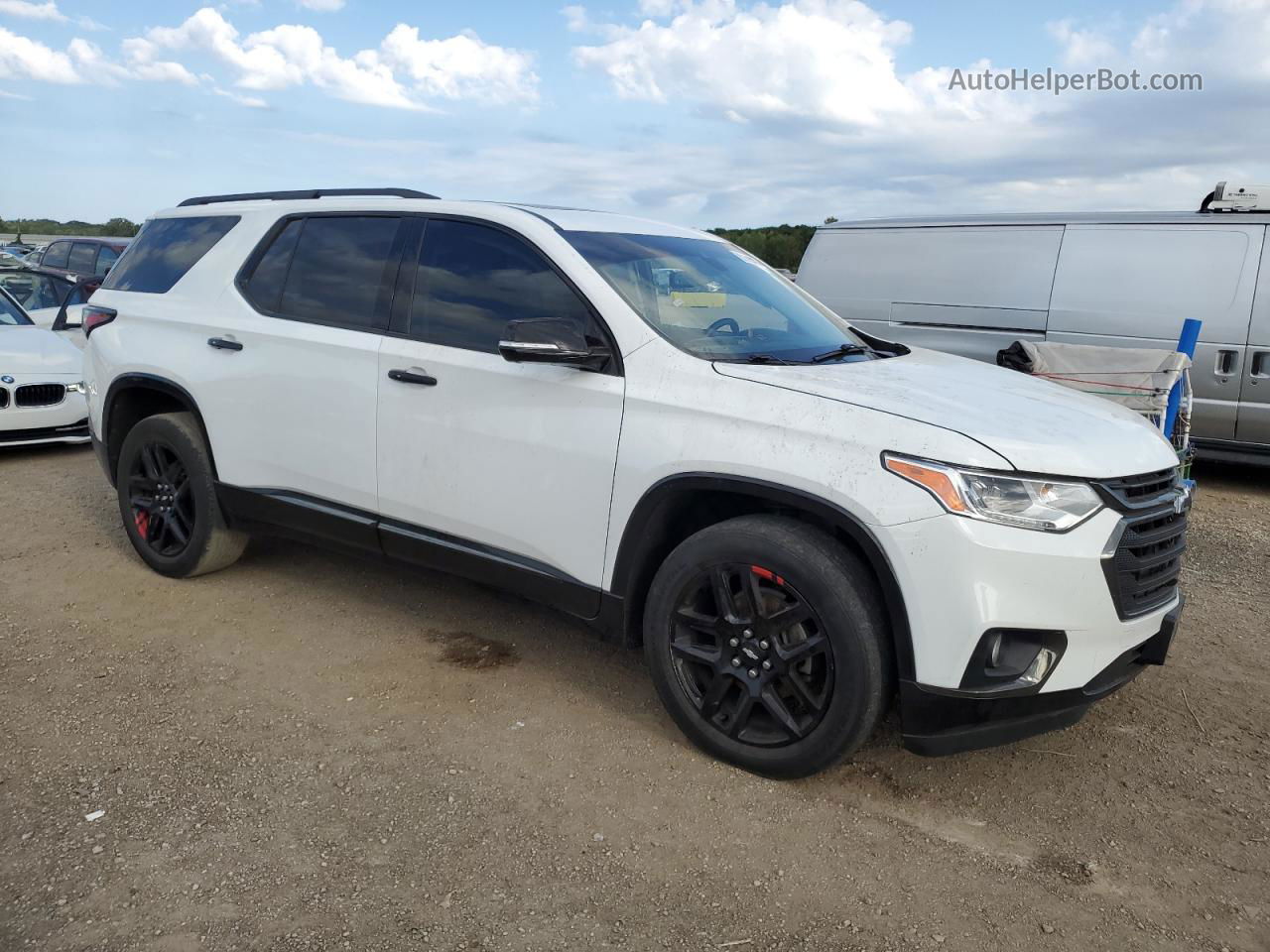 2020 Chevrolet Traverse Premier White vin: 1GNERKKW5LJ138664