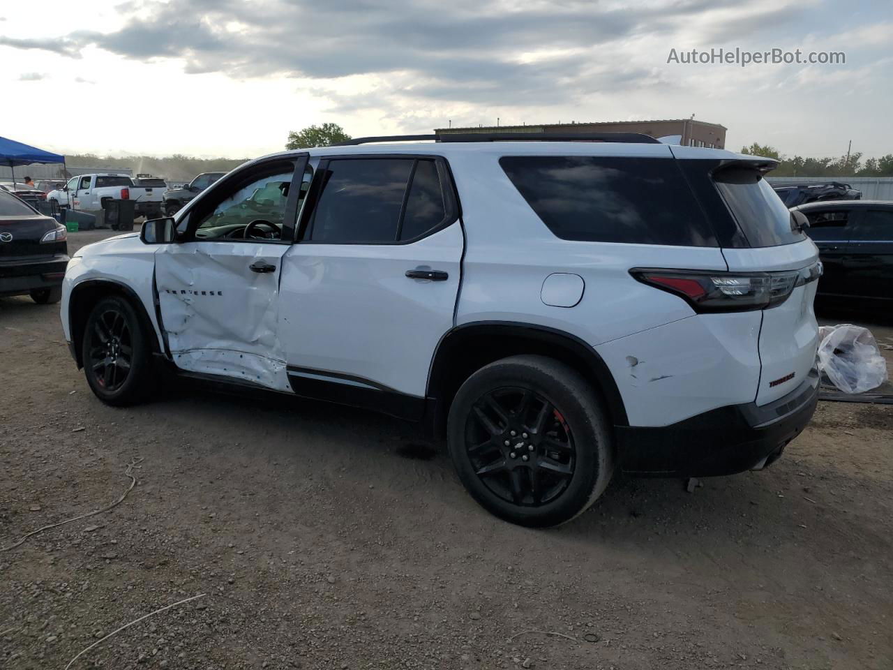 2020 Chevrolet Traverse Premier White vin: 1GNERKKW5LJ138664