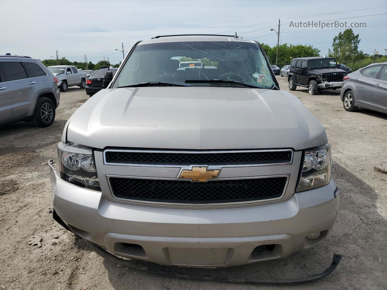 2007 Chevrolet Tahoe C1500 Кремовый vin: 1GNFC13027R276146