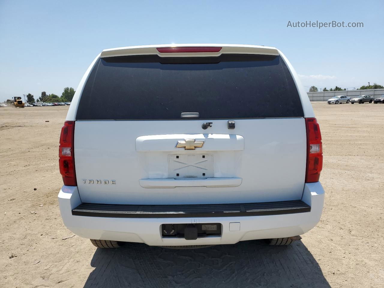 2007 Chevrolet Tahoe C1500 White vin: 1GNFC13047J104022