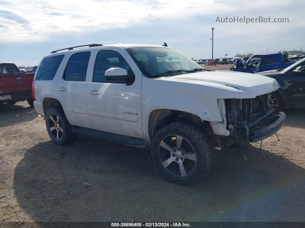 2007 Chevrolet Tahoe Lt White vin: 1GNFC13057J406788