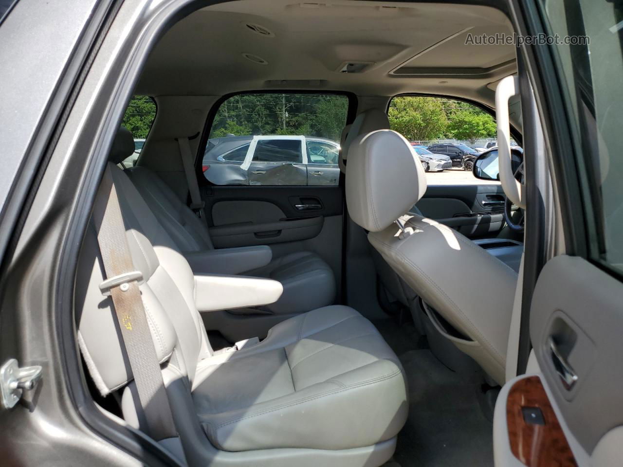 2007 Chevrolet Tahoe C1500 Gray vin: 1GNFC13077R133533