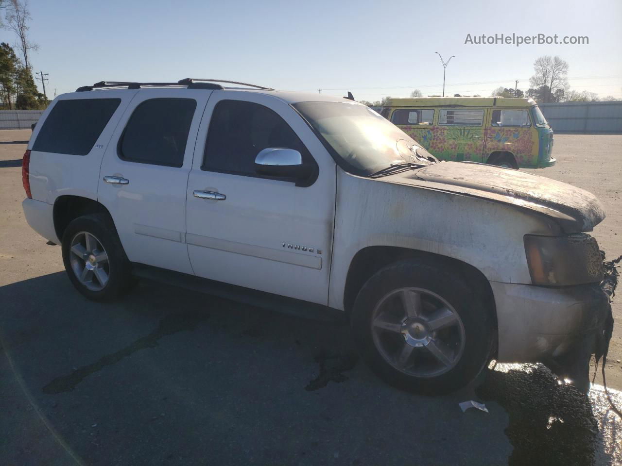 2007 Chevrolet Tahoe C1500 White vin: 1GNFC13087R412487