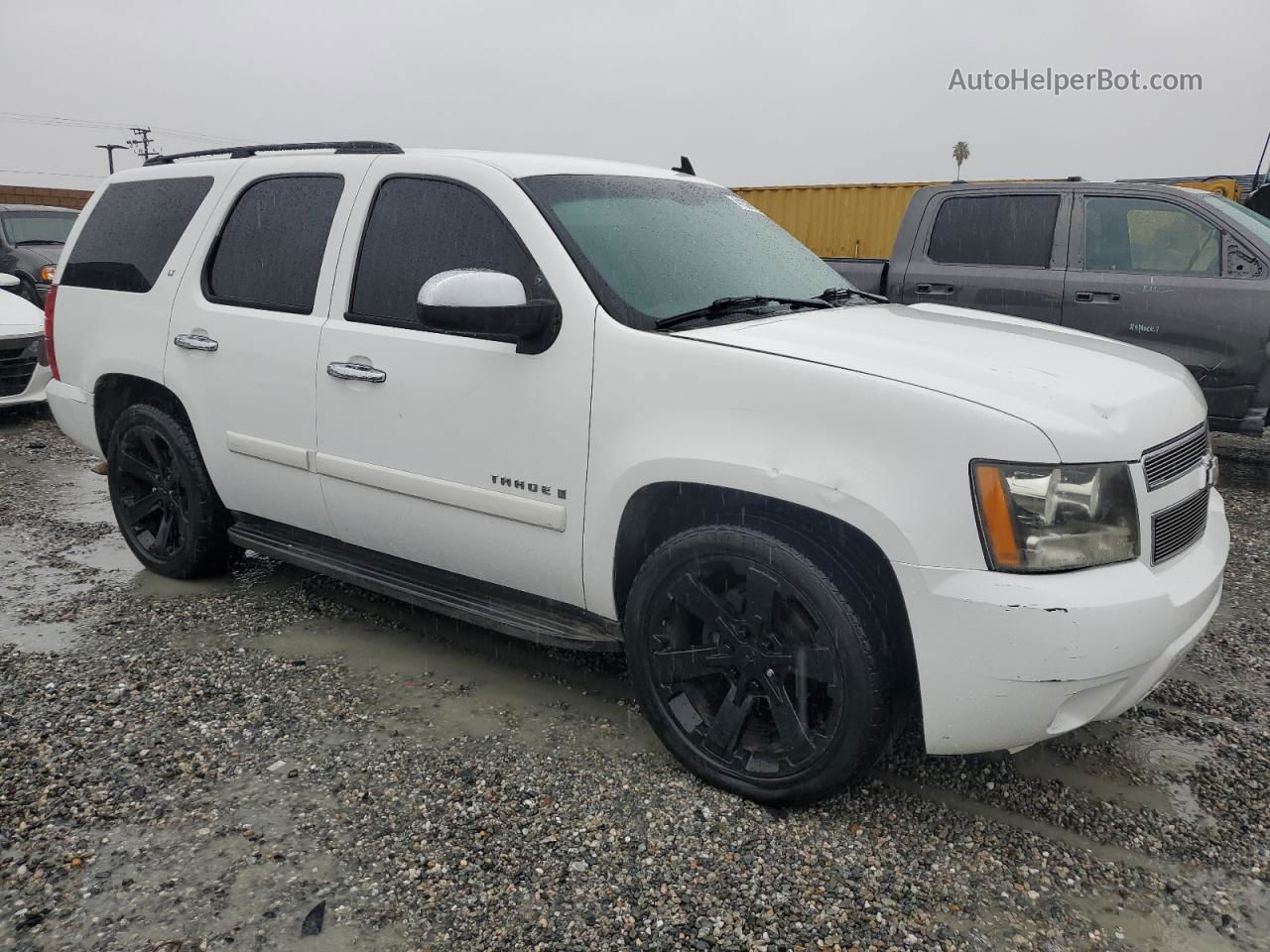 2007 Chevrolet Tahoe C1500 Белый vin: 1GNFC13097R171250