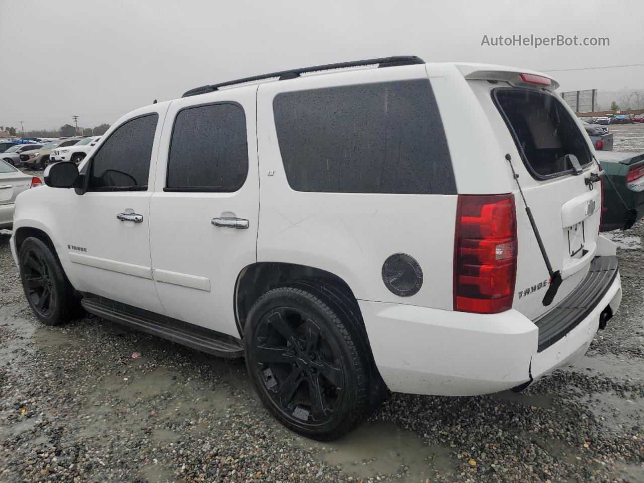 2007 Chevrolet Tahoe C1500 White vin: 1GNFC13097R171250